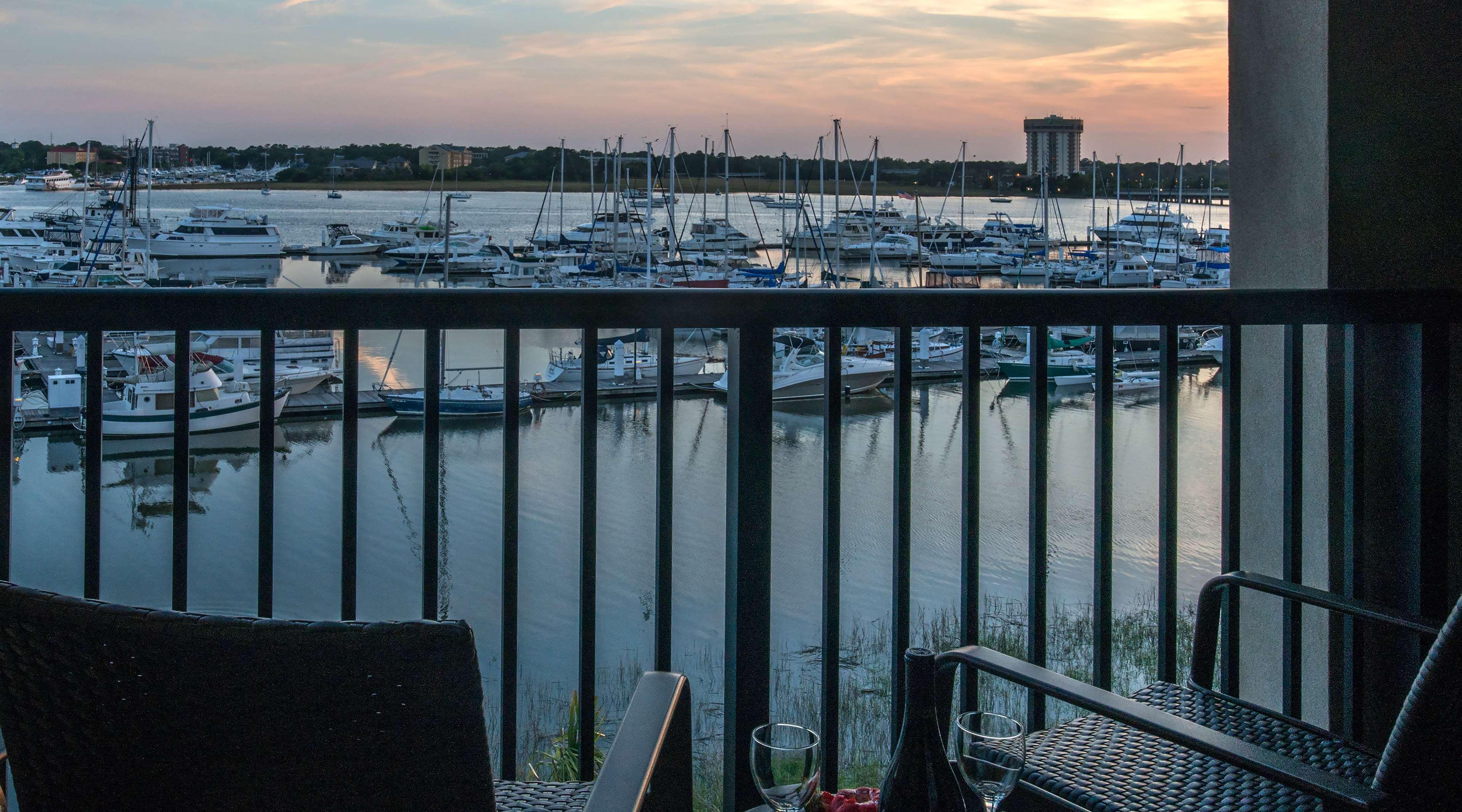 Hilton Garden Inn Charleston Waterfront/Downtown Exterior foto